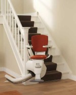 Treppenlift   1-Rohr System mit Parkkurve :: Flow 2 Kurvenfahrt